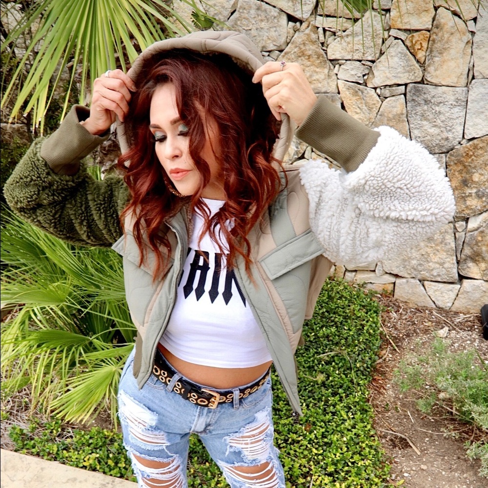 Women’s hooded Jacket